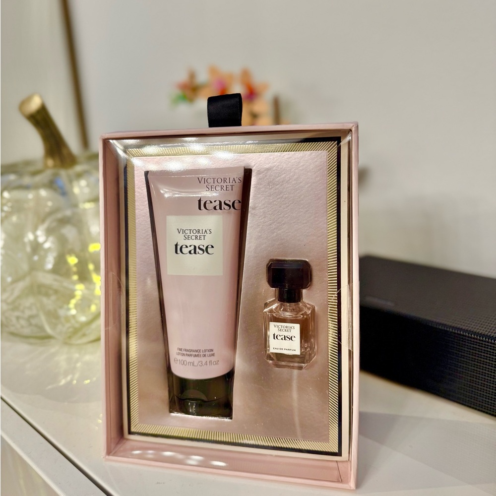 Victoria's Secret Pink and Gold Fragrance Duo
